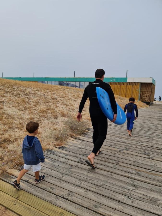 Front Beach Costa Caparica Lisbon كوستا دا كاباريكا المظهر الخارجي الصورة